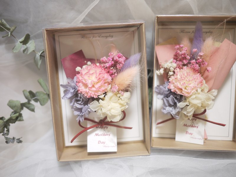 Flower card for mother's day / mother's day limited / carnation - ของวางตกแต่ง - พืช/ดอกไม้ สึชมพู