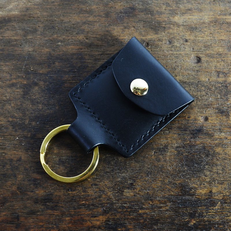 【聖誕交換禮物】義大利協會認証植鞣革黑色手縫個性鑰匙圈套/門/ - 鑰匙圈/鎖匙扣 - 真皮 黑色