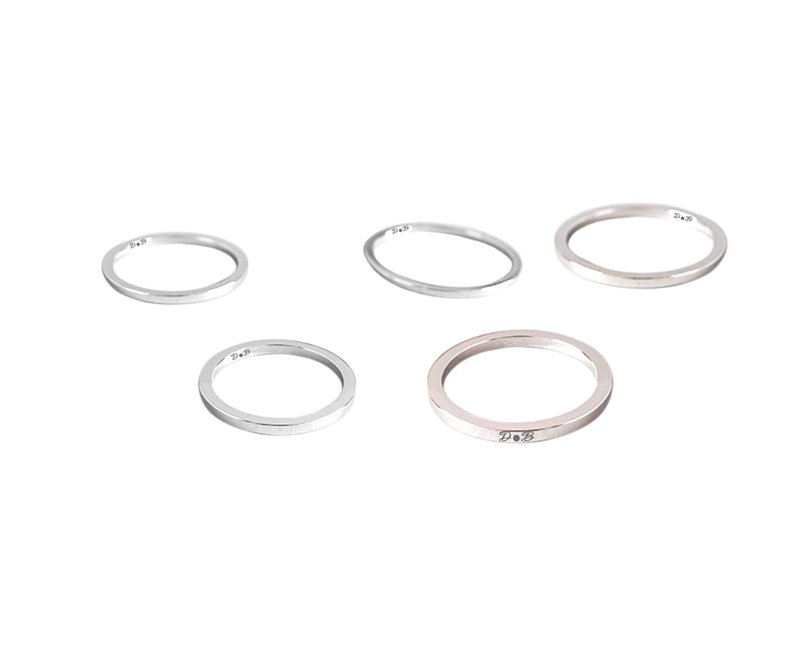 Minimalist Logo/plain sterling silver ring - แหวนทั่วไป - เงินแท้ สีเงิน