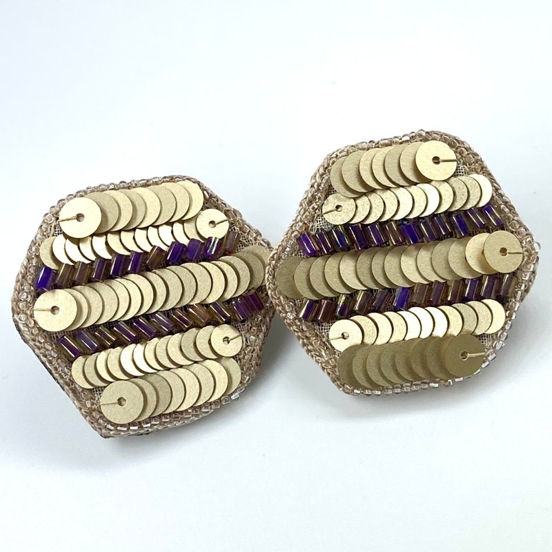 ピアス　Honeycomb　ゴールド　サージカルステンレス - 耳環/耳夾/耳骨夾 - 其他材質 紫色