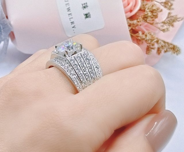 最高級　モアサナイトダイヤ　オーバルカット リング　5.5カラット K10モアッサナイト/モアサナイトのオーバルカットリング ～Terra