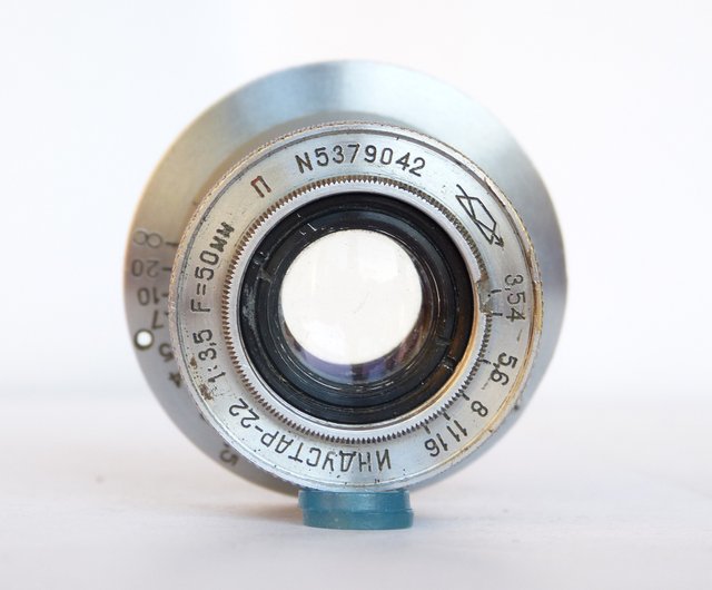 Industar-22 赤 P 3.5/50 USSR 折りたたみ式レンズ KMZ M39 マウント