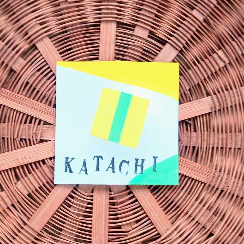 Brooch, Siberia, Bread, Sweet Bread, Hand-drawn, One-of-a-kind - เข็มกลัด - พลาสติก สีเหลือง