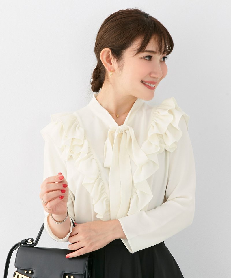 Blouse Frilled bowtie 9-quarter sleeve / Liala x PG - เสื้อเชิ้ตผู้หญิง - ผ้าฝ้าย/ผ้าลินิน สีน้ำเงิน