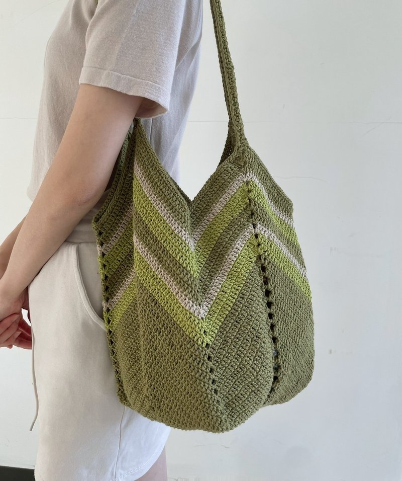 Balloon bag/woven bag - Messenger Bags & Sling Bags - Cotton & Hemp 