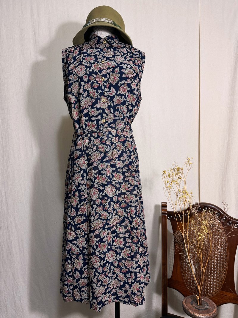 Flower embroidered sleeveless vintage dress/brought back to VINTAGE from abroad - ชุดเดรส - เส้นใยสังเคราะห์ สีน้ำเงิน