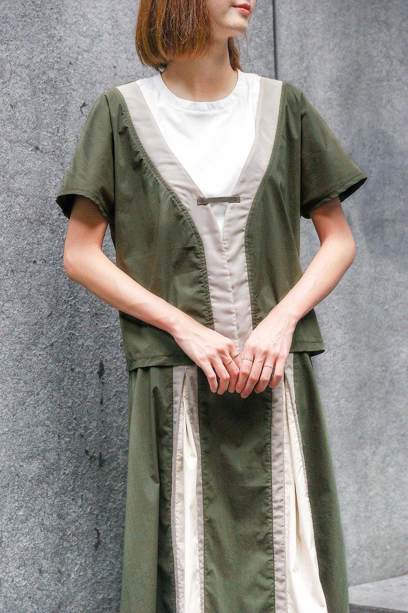 Japanese style patchwork fake two-piece top (green) - เสื้อผู้หญิง - ไนลอน 