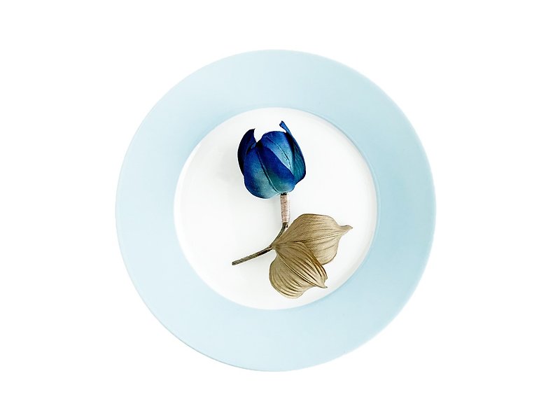 Corsage: Antique tulip (blue) - เข็มกลัด/ข้อมือดอกไม้ - เส้นใยสังเคราะห์ สีน้ำเงิน