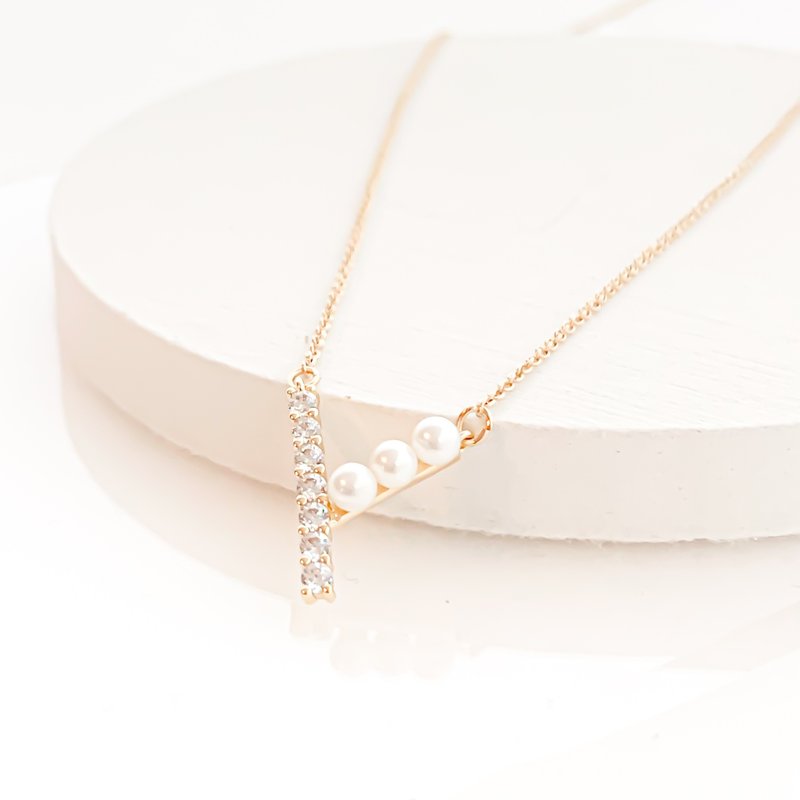 cz pearl vnecklace term 鍊 cubic oxidation 鋯 - สร้อยคอ - โลหะ สีทอง