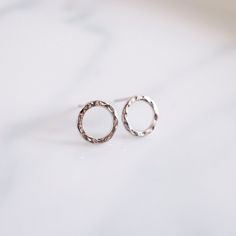 Hammered Circle Silver Stud Earrings - Earrings & Clip-ons - Other Metals Silver