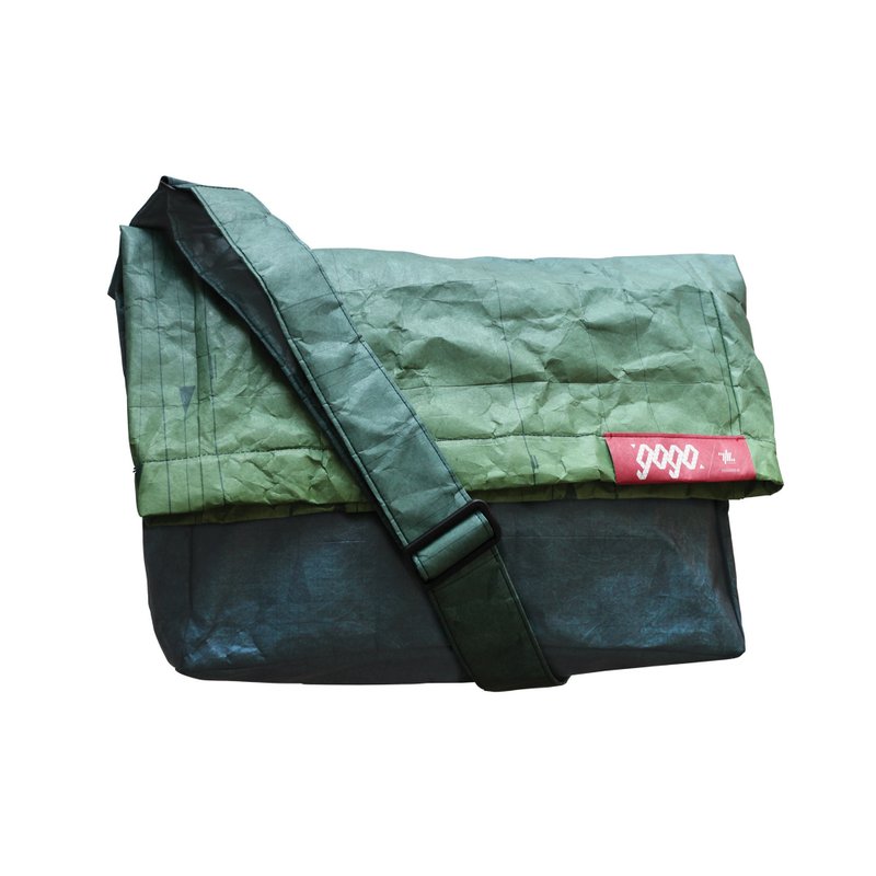 [Special Offer] ODDODD Umpgua Forest Messenger Bag (Green) Slightly Defected on the Outer Box - กระเป๋าแมสเซนเจอร์ - วัสดุอื่นๆ หลากหลายสี