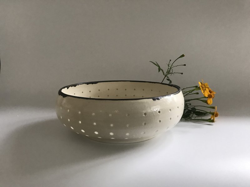 Transparent polka dot white jade porcelain bowl Dinner bowls tableware Cover - ถ้วยชาม - เครื่องลายคราม หลากหลายสี