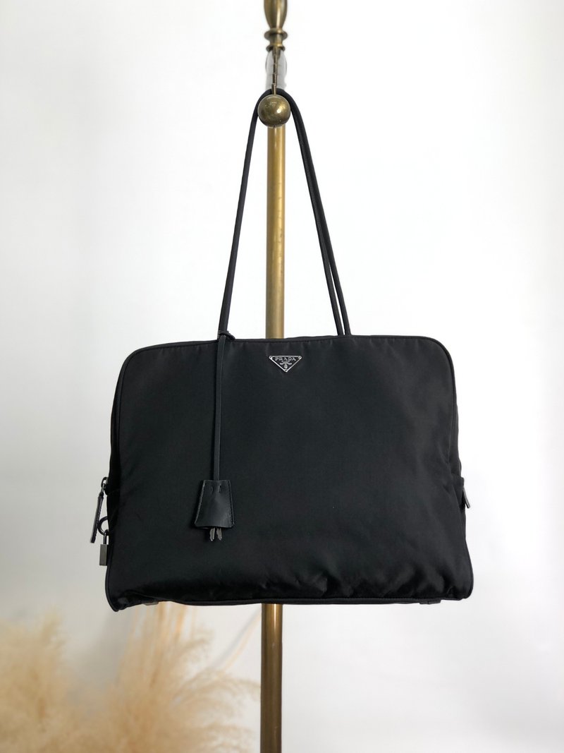 【 日本直送　名牌中古包 】PRADA プラダ トートバッグ ブラック カデナ ナイロン vintage ヴィンテージ オールド ggz5as - 手提包/手提袋 - 尼龍 黑色