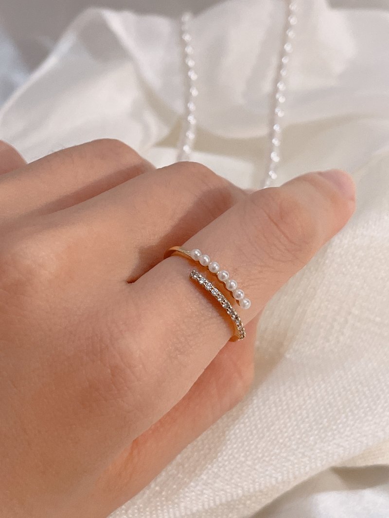 yitiart Korean pearl rhinestone hoop ring date gift light luxury jewelry - แหวนทั่วไป - ไข่มุก สีทอง