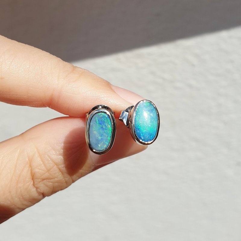 Australian Opal earrings, size ~9×5 mm, Silver 925 white gold plated setting - Earrings & Clip-ons - Gemstone Blue