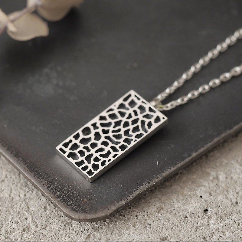 Black Giraffe Pattern Men's Necklace Silver 925 - Necklaces - Other Metals Black