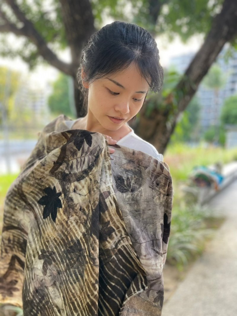 花葉移印風 羊毛風格圍巾 - 圍巾/披肩 - 羊毛 黑色