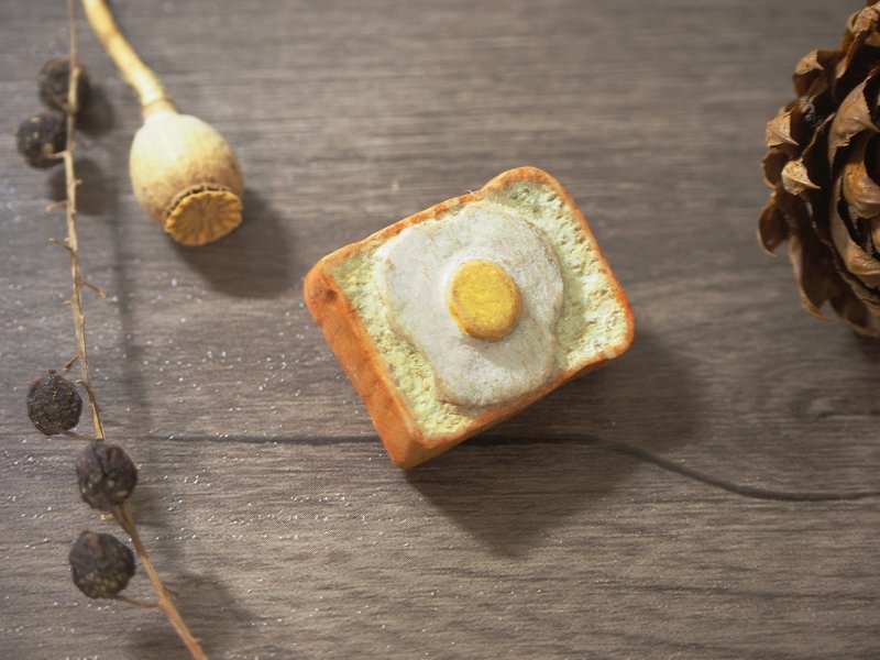 Hand-carved Wooden Pin Badge Toast - Badges & Pins - Wood 