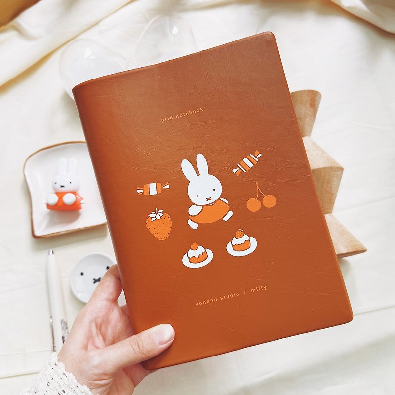 【Pinkoi x miffy】Limited Edition - Miffy Dessert Time - Notebook - สมุดบันทึก/สมุดปฏิทิน - กระดาษ สีนำ้ตาล