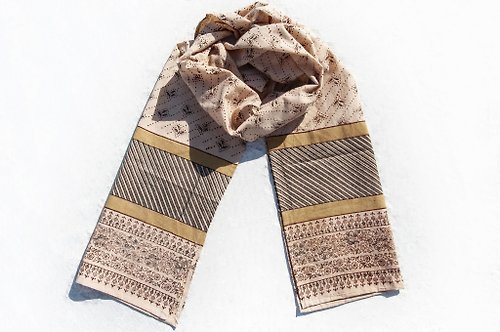 omhandmade 手織純綿絲巾/手工木刻印植物染圍巾/草木染棉絲巾-法國花朵葉子