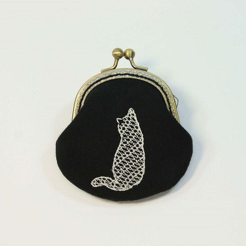 Embroidery 8.5cm mouth gold coin purse 33-cat gesture 04 - กระเป๋าใส่เหรียญ - ผ้าฝ้าย/ผ้าลินิน สีดำ