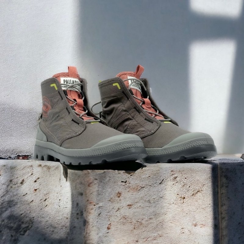 PALLADIUM PAMPA TRAVEL LITE 快速綁帶潮流軍靴 79104 - 女休閒鞋/帆布鞋 - 其他材質 多色