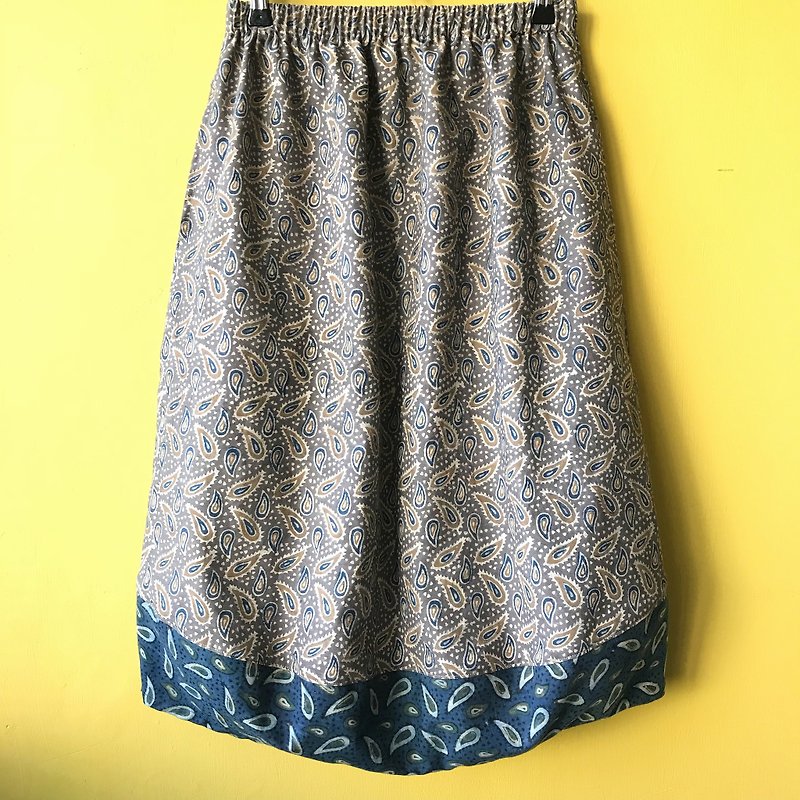 Woodcut printing and dyeing natural plants dyed type cut skirt beautiful scammers - กระโปรง - ผ้าฝ้าย/ผ้าลินิน สีเทา