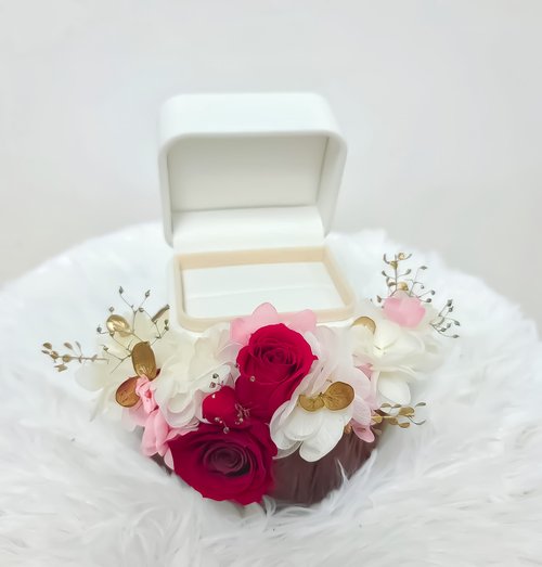 Dicha Jewellery 迪嘉珠寶 【婚禮系列】日本永生花客製 結戒指盒