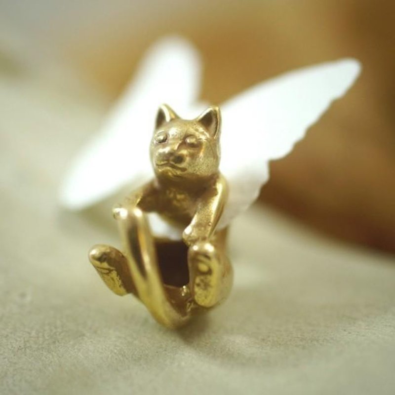 グリとラテュの猫ピアス　ラテュ　アンティーク　片耳 - 耳環/耳夾 - 其他金屬 金色
