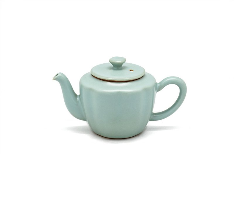 Tao Zuofang│Auspicious Pot - Teapots & Teacups - Porcelain White