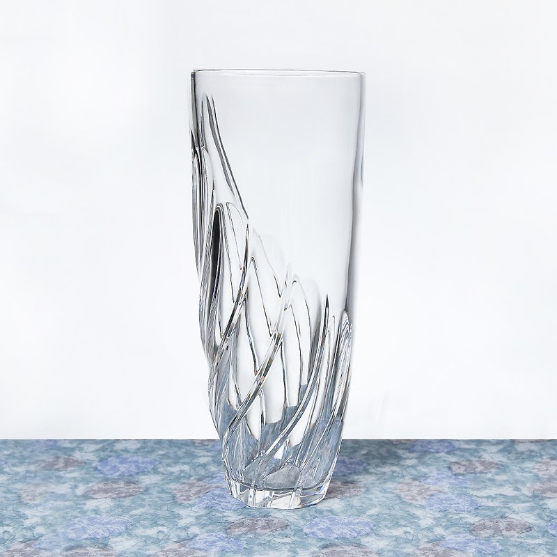 SECLUSION OF SAGE / Bo Guang-Czech re-engraved crystal vase - Plants - Glass Transparent