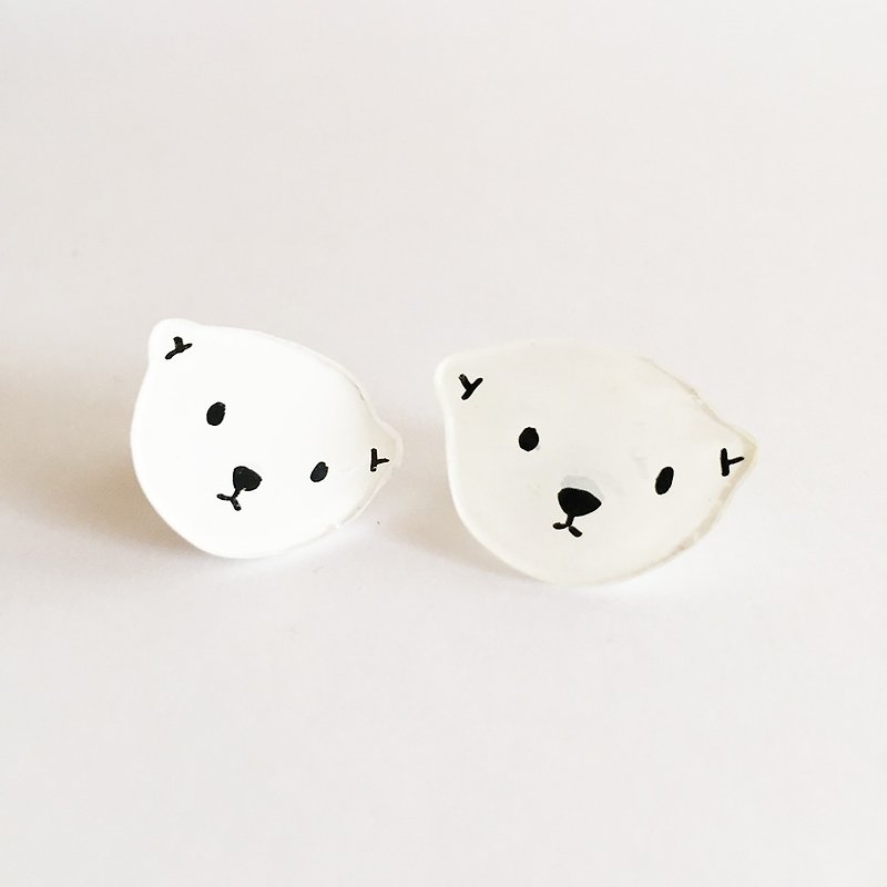 ホッキョクグマのプラバンピアス - 耳環/耳夾 - 塑膠 白色
