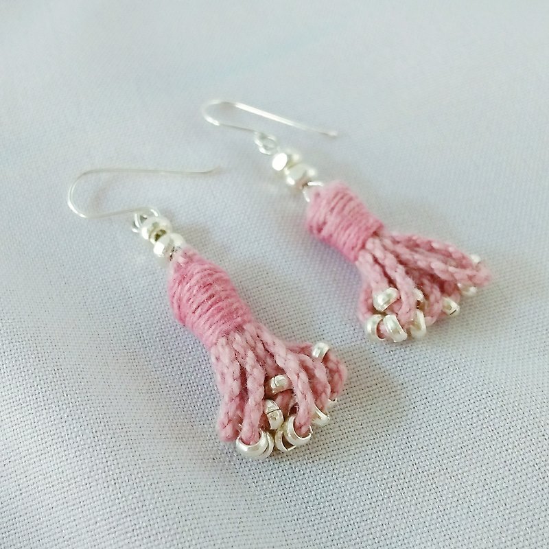 Afghan style tassel earrings / pink / Karen silver / plant dyeing cotton - Earrings & Clip-ons - Cotton & Hemp Pink