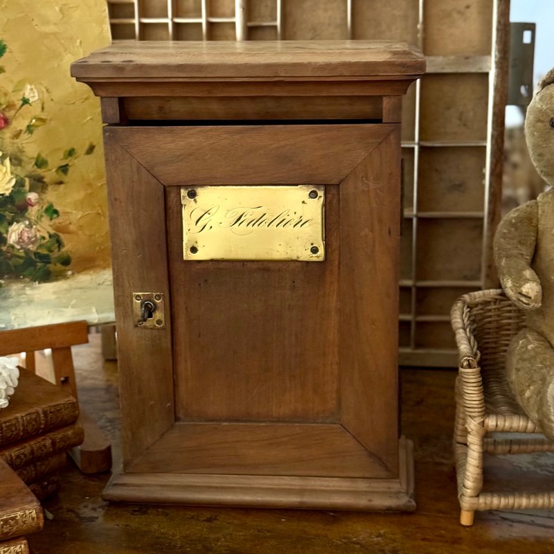 50486- 迷人法國百年胡桃木信箱 - 居家收納/收納盒/儲物盒 - 木頭 