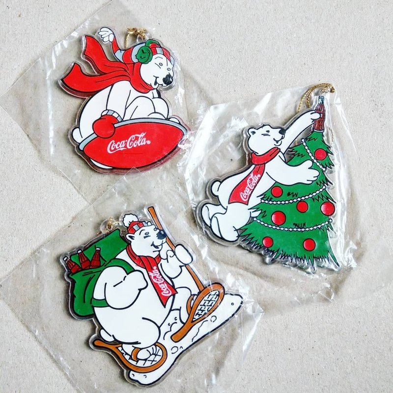 American Antiques 1996 Coca Cola Classic Polar Bear Series Christmas Charm/Christmas Tree Decoration - Items for Display - Acrylic White