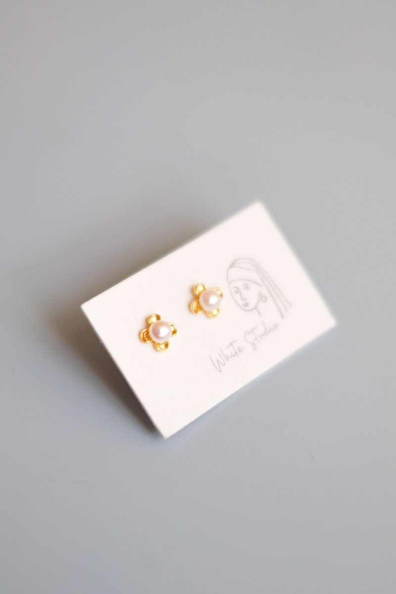 Lou - Mini Freshwater Pearl sterling silver ear studs (gold/silver) - Earrings & Clip-ons - Sterling Silver Gold