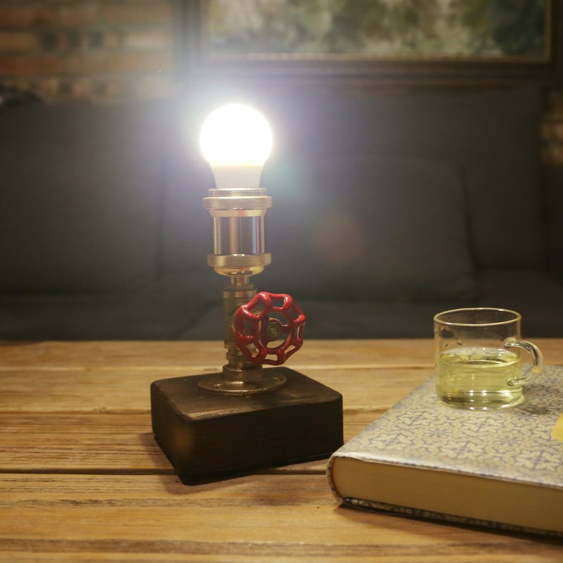 【送禮首選】 銅臺燈LED床頭燈閱讀臺燈可充電小夜燈 - 燈具/燈飾/燈罩 - 銅/黃銅 