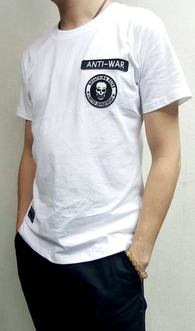 L.I.M.I.T.E - 男裝刺繡章T-Shirt, 白色 - 男 T 恤 - 棉．麻 白色