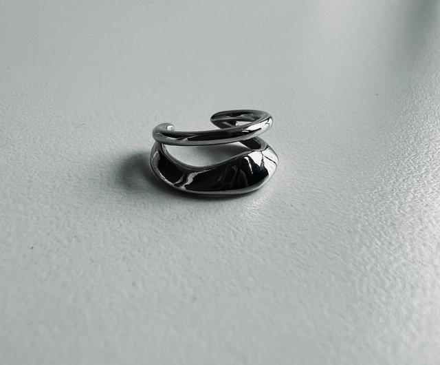 韓国発【LAZY DAWN】double layered ear cuff C016☆イヤーカフ Two Flynn ピアス・イヤーカフ 韓国アクセサリー、軟骨ピアス