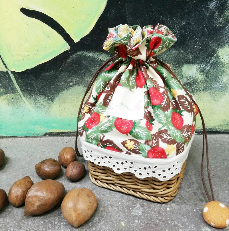 Xiang-NSJ bunch mouth rattan basket bag - Handbags & Totes - Cotton & Hemp Multicolor