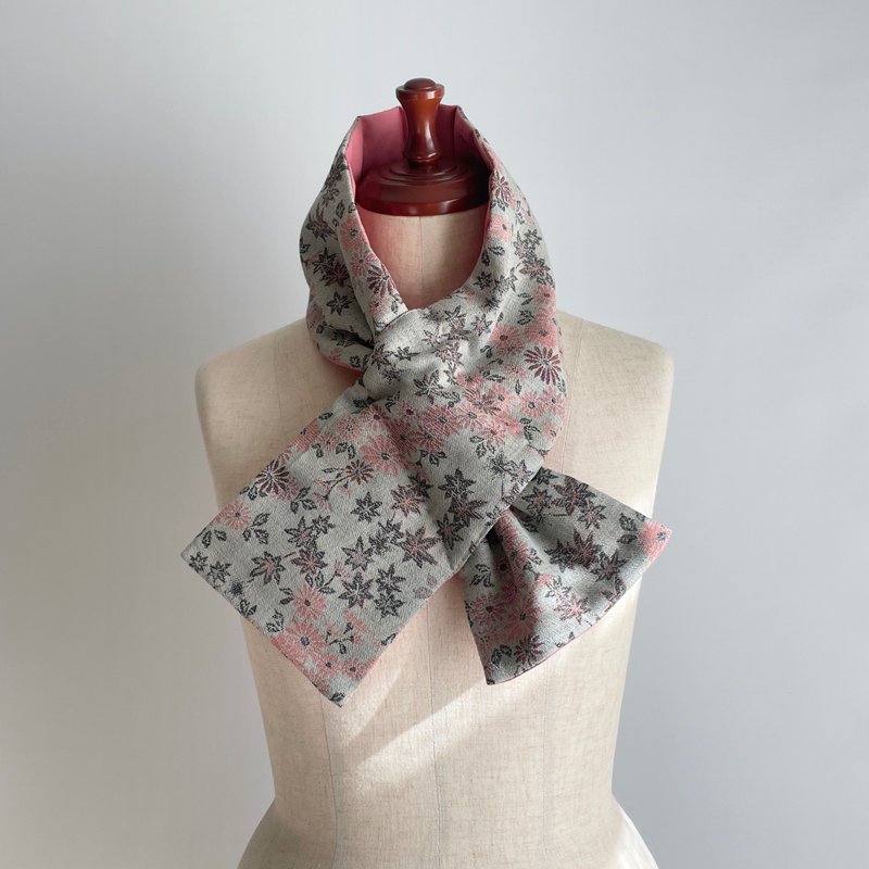Unique item | KIMONO Neck Warmer -Wool KIMONO, maple leaves and chrysanthemums - Knit Scarves & Wraps - Wool Pink