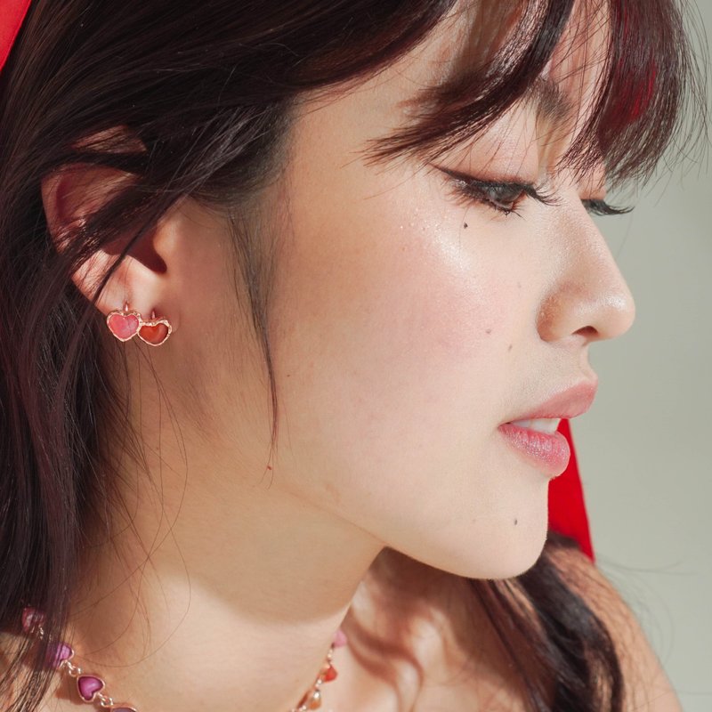 Mini Love Card Earrings - 耳環/耳夾/耳骨夾 - 半寶石 金色
