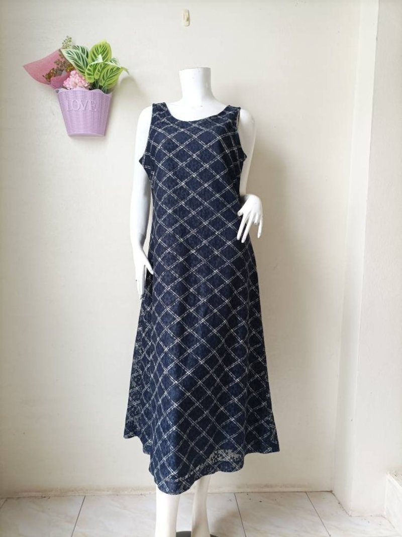 Vintage 80s Navy Blue Floral Maxi Dress // Lace Dress Size L - 洋裝/連身裙 - 聚酯纖維 