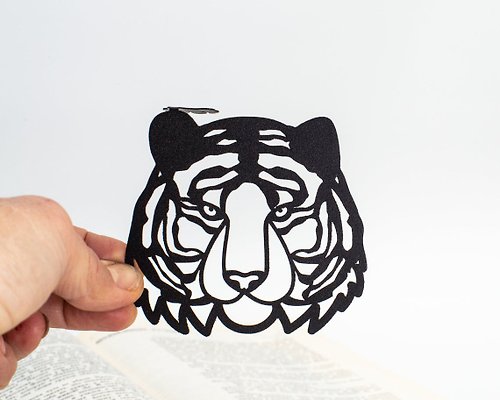 Design Atelier Article Metal bookmark Tiger // unique animal bookmark // Free shipping worldwide //