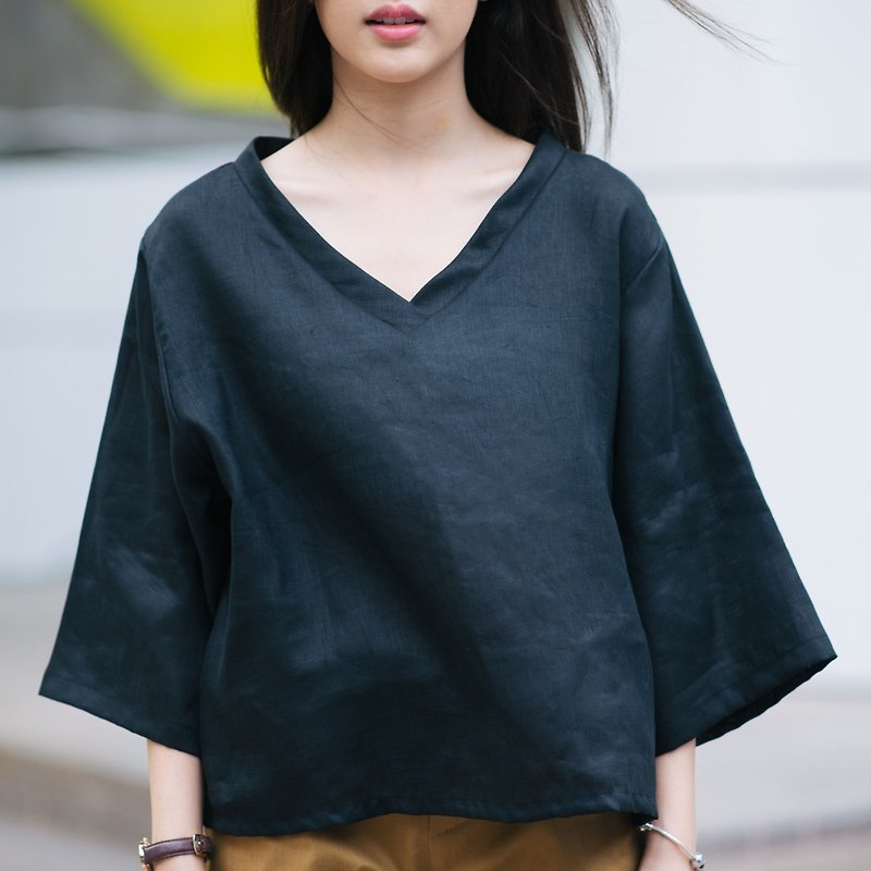 V-Neck Linen Shirt - Back - 女上衣/長袖上衣 - 棉．麻 黑色