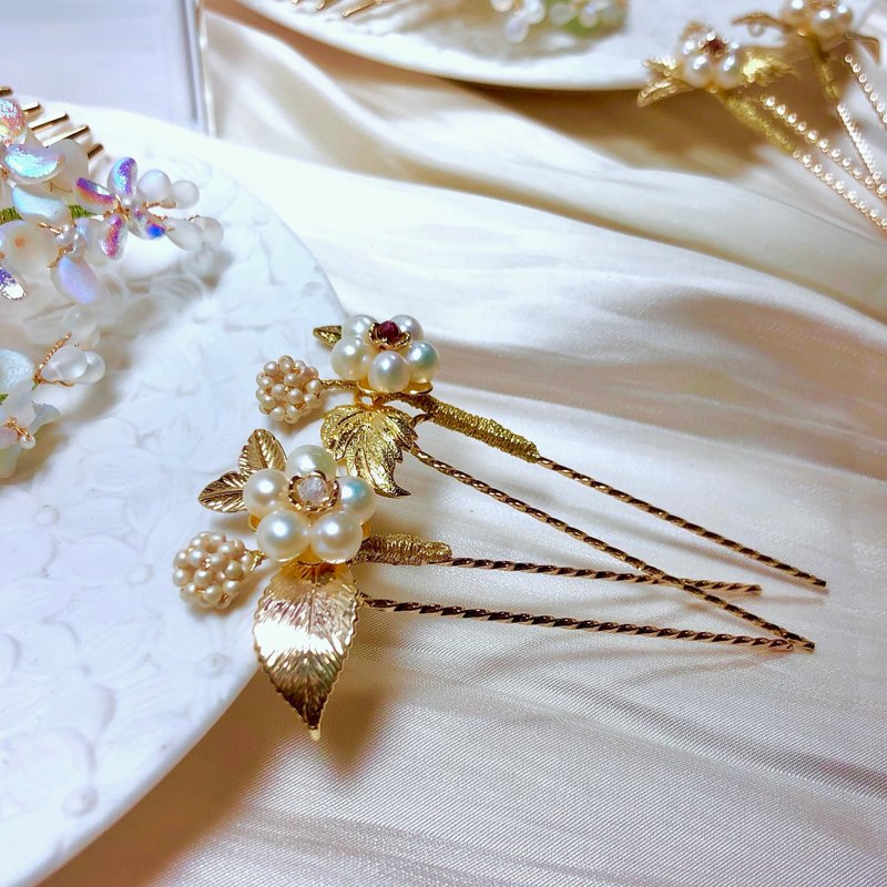 【Ruosang】Win the heart. Natural Pearl/Birthstone. Hair forks/hairpins. Wedding gifts/bridal tiaras - Hair Accessories - Semi-Precious Stones Red