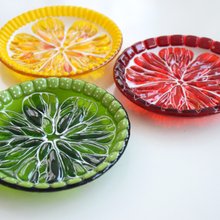 お菓子用の小さな装飾的な融合ガラスプレート-デザート手作りプレート