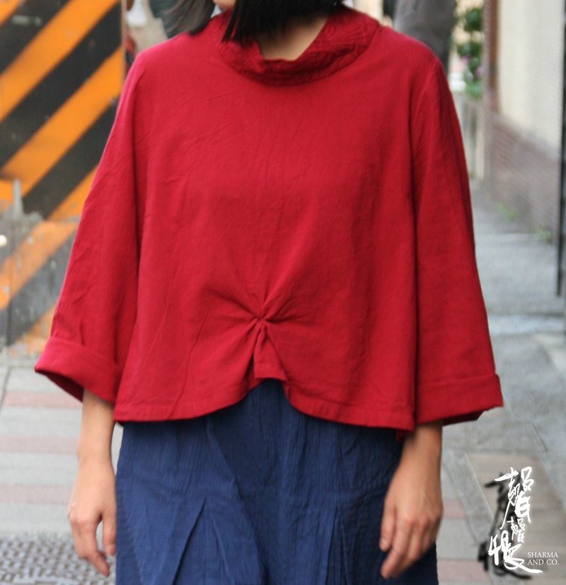 【聲聲慢】日風圓領刺繡棉麻上衣 - 女上衣/長袖上衣 - 棉．麻 紅色