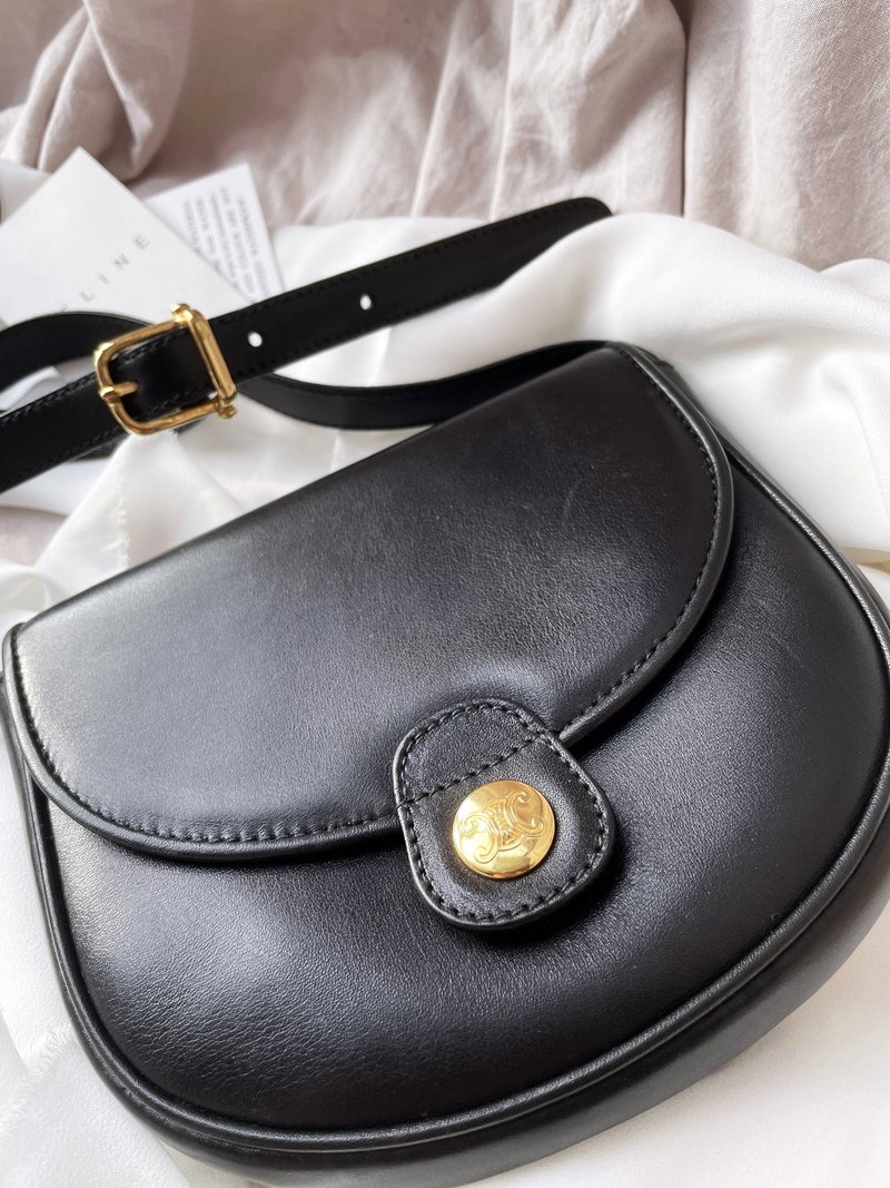 中古美品 CELINE 凱旋門馬鞍包單肩包斜背包斜揹包【秋冬新時尚】 - 側背包/斜背包 - 真皮 黑色