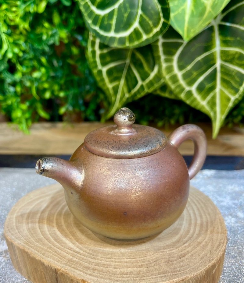 金銀彩落灰柴燒壺 陶瓷 手拉胚 - 陶藝/玻璃 - 陶 